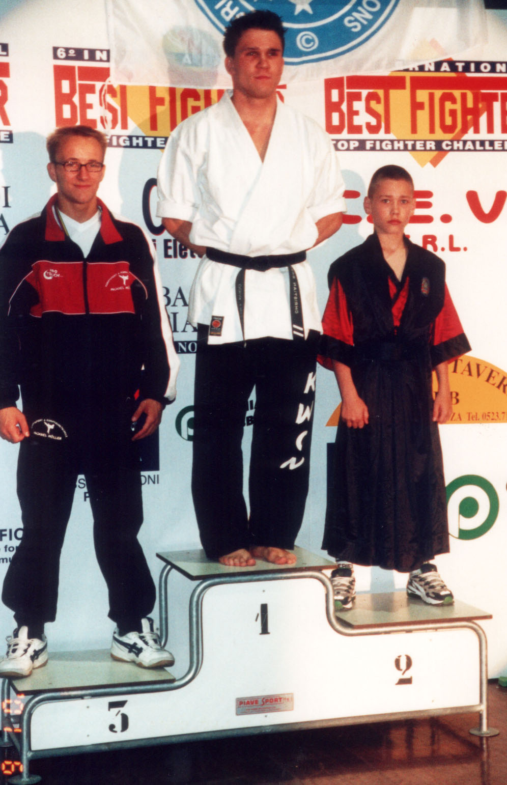 Павел Пекарчик — архив клуба Kickfighter