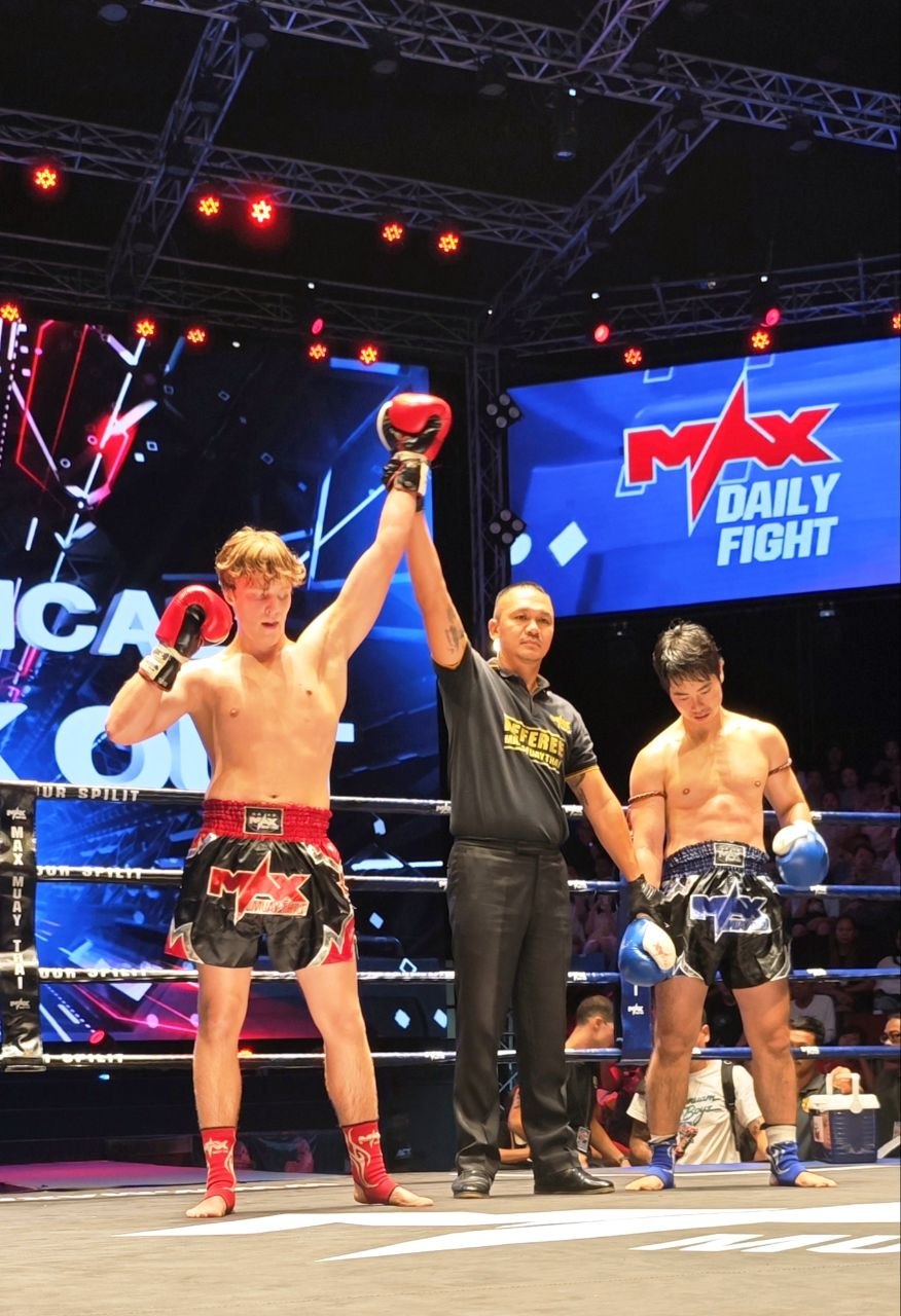 Летние сборы в Таиланде и победа Стаса Пинчука на MAX Muay Thai — архив клуба Kickfighter